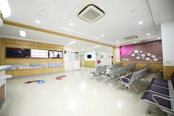 注意了!这些家庭在毓璜顶医院做第三代试管婴儿最高可省15000元(图1) 注意了!这些家庭在毓璜顶医院做第三代试管婴儿最高可省15000元(图1)